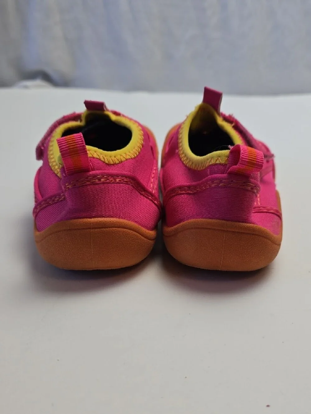 OP Water Shoes Youth Size Large 2-3
